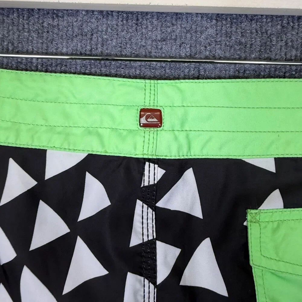 Quiksilver Mens Board Shorts Size 34 Black Neon Green Geometric Swim Trunks Surf